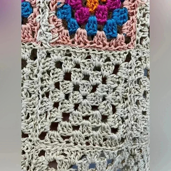 Handmade Granny Square Sweater Open knit V neck pullover - Picture 6 of 7